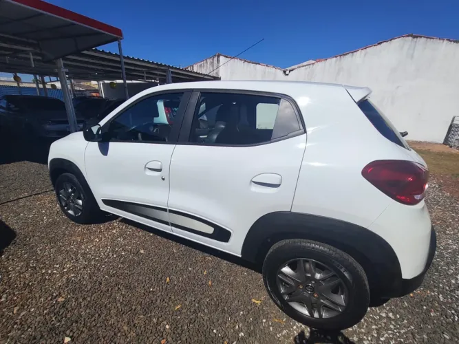 Renault Kwid Intense 1.0 Flex 12V 5P Mec. 2020