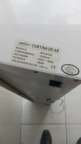 Vende-se cortina de ar