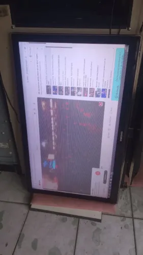 TV SAMSUNG 46´´ COM DEFEITO NA TELA UN46C5000QM FUNCIONA NORMAL