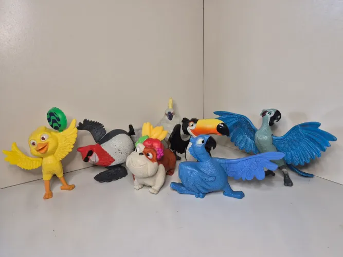 Brinquedos McDonald's RIO
