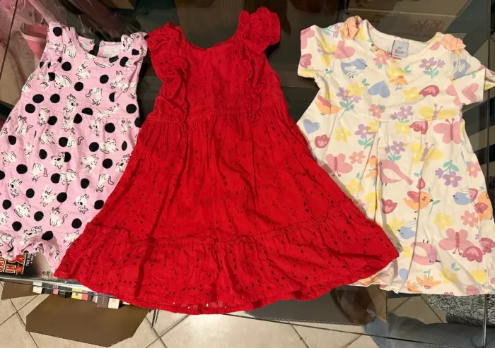 Lote de roupinhas de bebê menina 1 ano