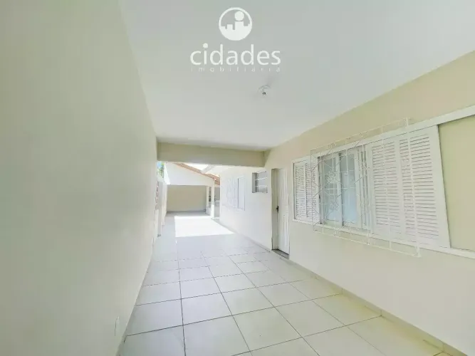 Casa para aluguel em Florianópolis de 200 m² bem localizada no Estreito