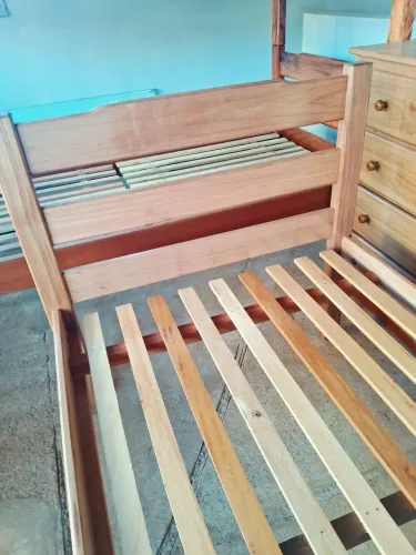 Cama de solteiro nova