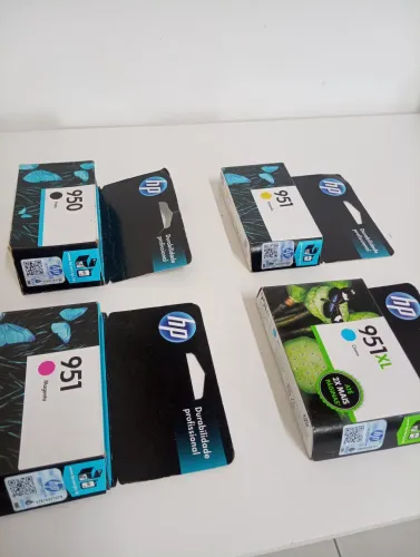 4 Cartuchos originais HP 950 e 951 - vencidos