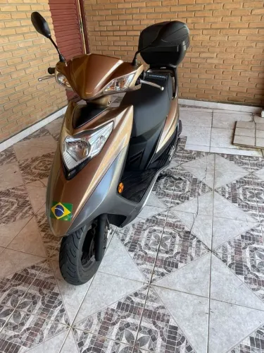 Vendo ou troco Lindy 125cc