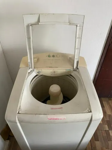 Máquina de lavar (para arrumar, defeito no temporizador)