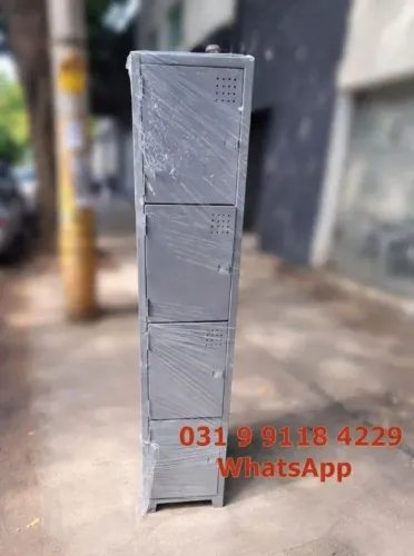 Armário de Aço Roupeiro 4 portas Novo Frete grátis