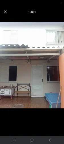Vendo ou troco parte térrea de sobrado em Cascavel/Pr .                                   