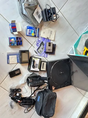 aparelhos eletrônicos e de áudio vintage/retrô