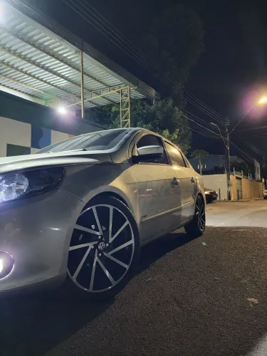 Vendo jogo de rodas R Seven aro 18 novas!
