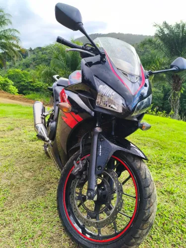 Vendo se CBR 500