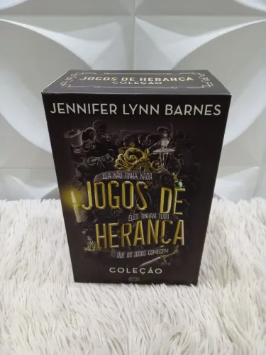 Box Jogos de Herança (Trilogia Completa) - Jennifer Lynn Barnes - Usado