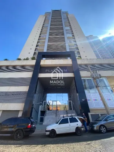 Apartamento à Venda em Oficinas, Ponta Grossa - PR