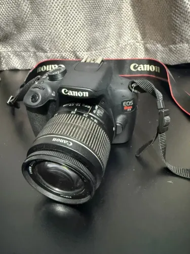 Câmera Fotográfica Profissional Canon EOS REBEL T5