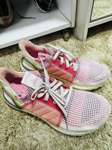 Tênis Adidas Ultraboost 19 TAM 38 
