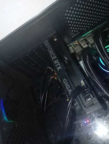 Placa de vídeo rtx 4060 8GB Gigabyte