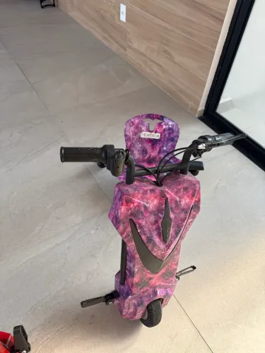 Triciclo drift elétrico