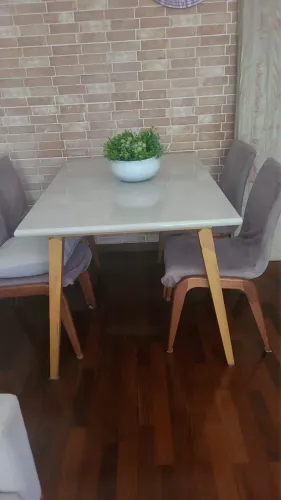 Mesa Jantar
