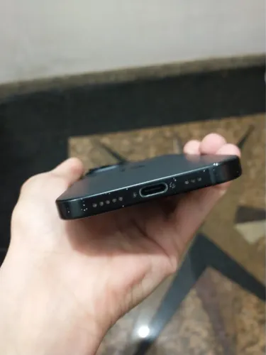 iPhone 15