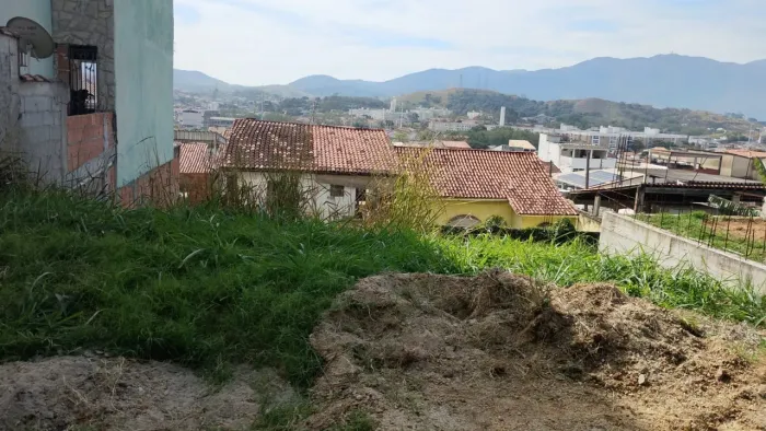 Terreno bairro Adriana muito barato Campo Grande RJ
