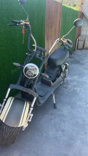Scooter elétrica