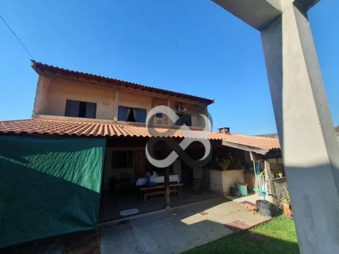 Casa com 3 dormitórios à venda, 150 m² por R$ 428.000,00 - Conjunto Café - Londrina/PR