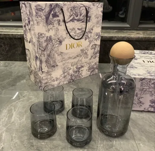Kit para Bar Dior