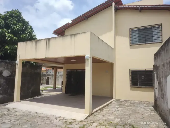 VENDO Casa na Av. Mangueirão