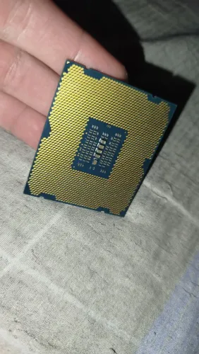 Intel Xeon E5-1650V2
