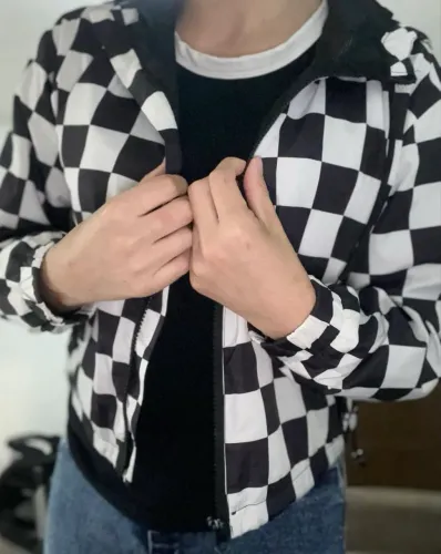 Jaqueta cropped Bluesteel corta vento