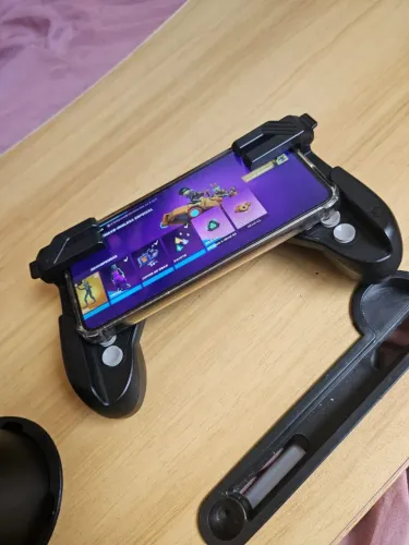 Controle GameSir F7 Claw para Smartphone, Tablet / iPad - Plug and Play (Novo)
