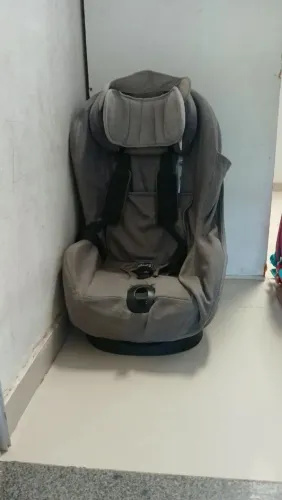 Bebê conforto bem preservado