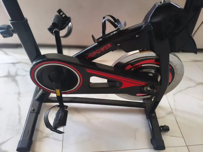 Vende-se bicicleta ergométrica