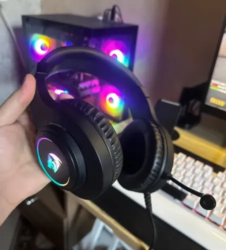 ? Vendo Headset Gamer Redragon Hylas H260RGB, em excelente estado!