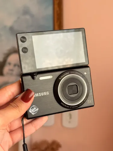 Samsung Flip Touch MV800