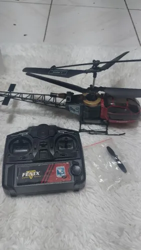 Vendo helicóptero de controle remoto 