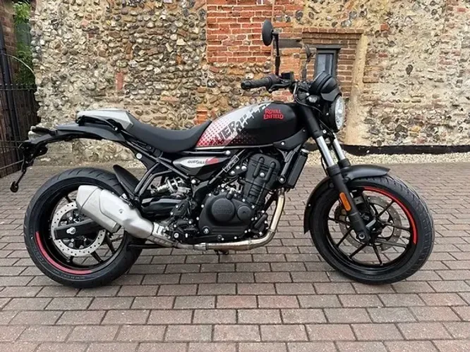 ROYAL ENFIELD GUERRILLA 450 APEX BLACK 2027