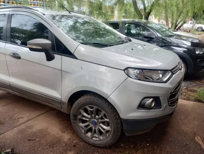 Ford Ecosport Freestyle 1.6 16V Flex 5P 2014