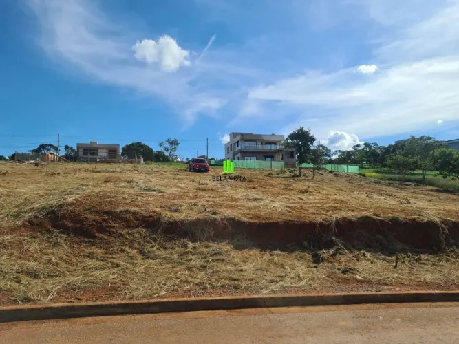 Lotes em Condomínio em Gran Royalle.