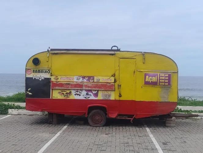 Trayler grande 5 x 2 retirada em Jaconé Maricá $5.999