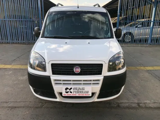 Fiat Doblo Essence 1.8 Flex 16V 5P 2020