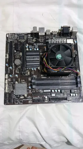 Placa mãe + processador (leia a descrição)