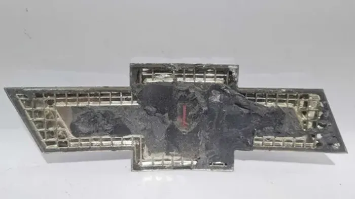 Emblema Traseiro Chevrolet Camaro 2015
