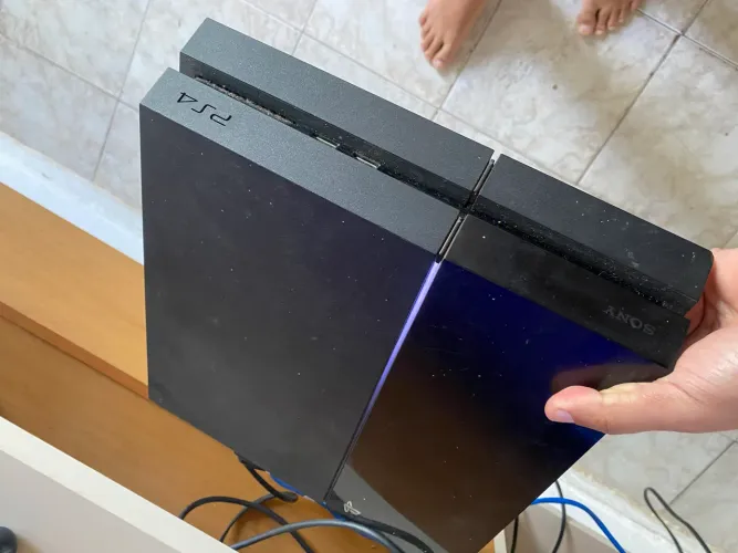 Ps4 1TB 6 Jogos 2 controles