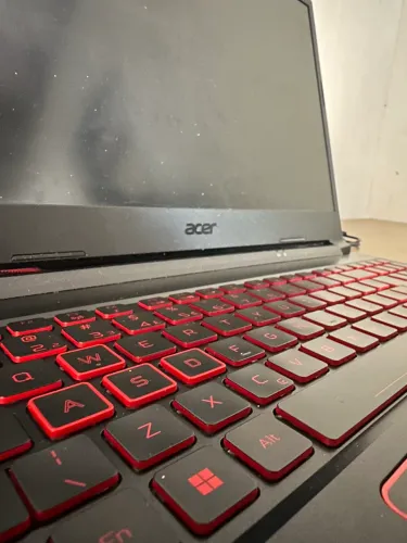 Notebook Acer Nitro 5 - sucata/peças - não liga - com RAM (sem SSD)