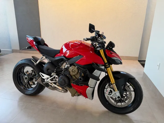 Vendo Ducati streetfigther V4 S em excelente estado 