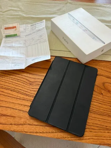 Apple iPad Air Wi-Fi