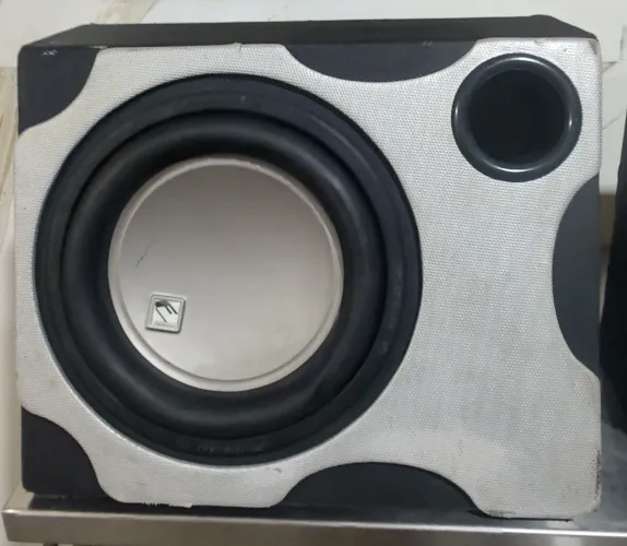 Caixa com Subwoofer Falcon - Grave Forte para Som Automotivo