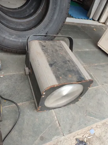 Iluminador led 2162 (precisa de manutenção)