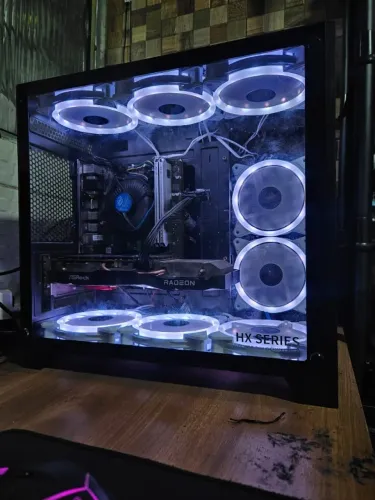 PC GAME I7 9700F + RX6600 ASROCK 8GB + 32GB RAM + HD2TB + SSD M.2 256GB